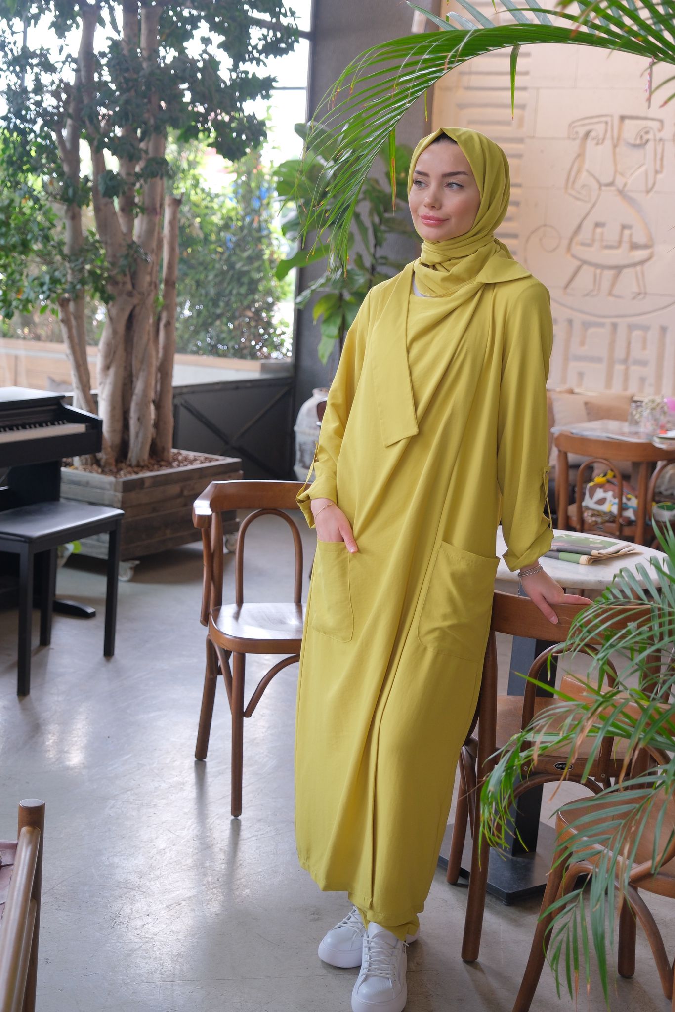 Cemo set of dress and pants yellow