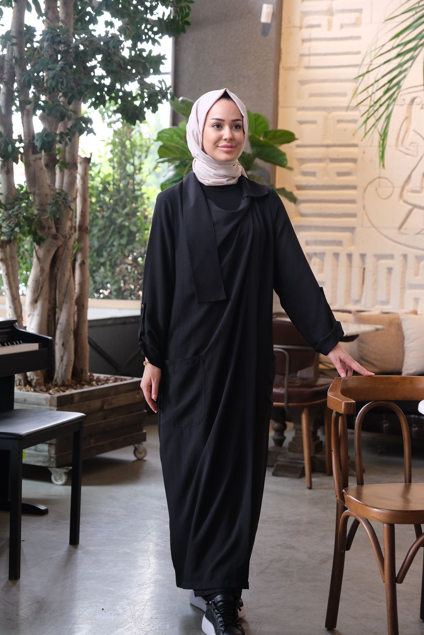 Cemo Set aus Kleid und Hosen Schwarz